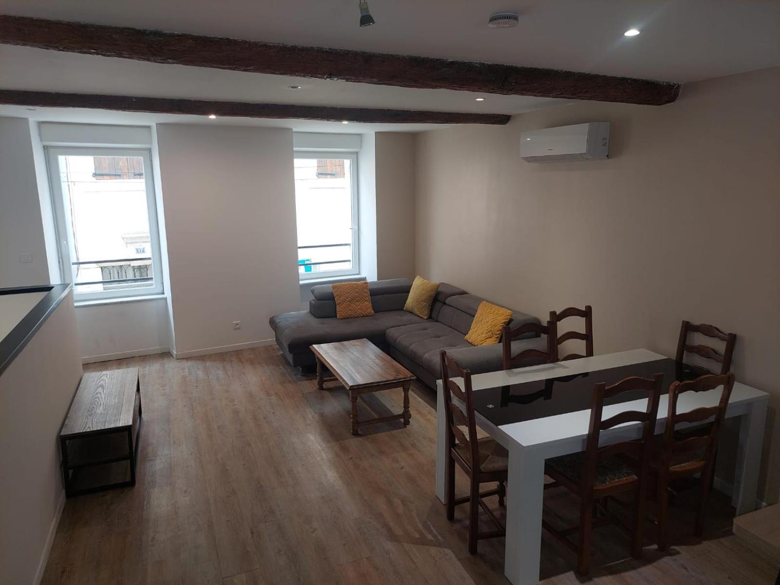 Le Duplex Sigeannais Apartment Екстериор снимка